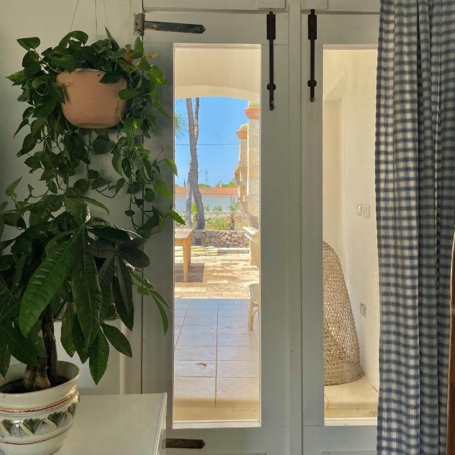 Casa Vacanze Capurre "Trulli E Pajare A Due Passi Dal Pizzo" غالّيبولي المظهر الخارجي الصورة