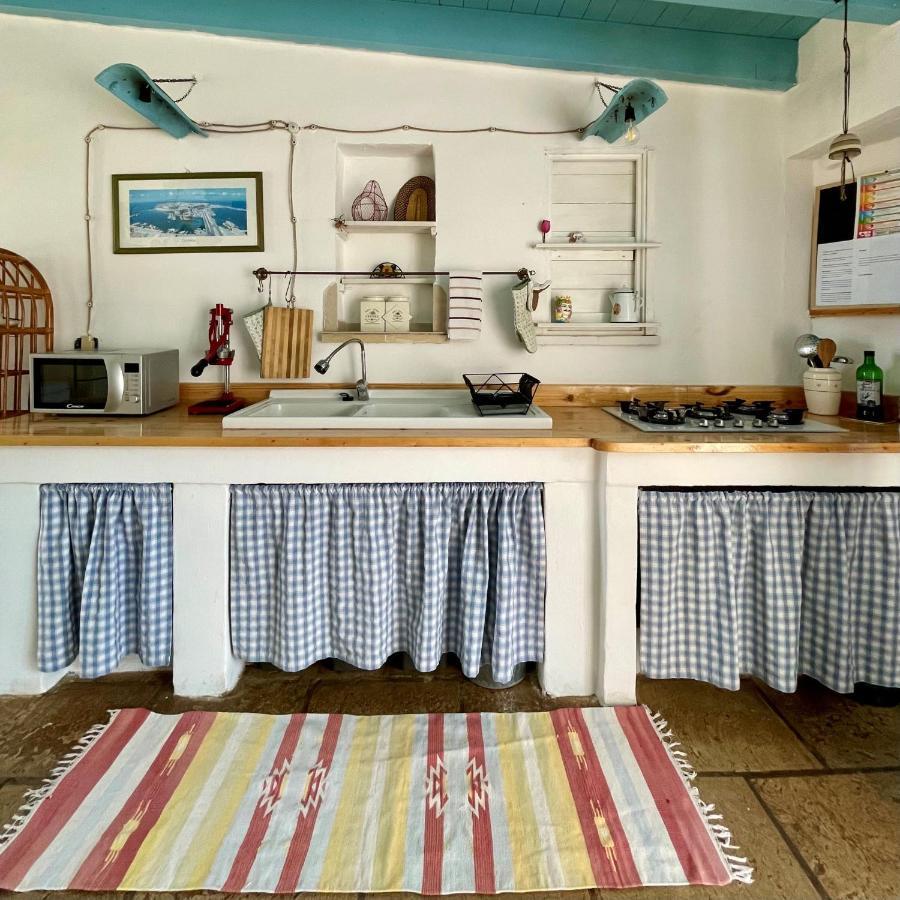 Casa Vacanze Capurre "Trulli E Pajare A Due Passi Dal Pizzo" غالّيبولي المظهر الخارجي الصورة
