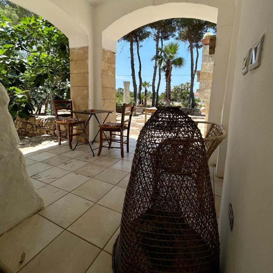 Casa Vacanze Capurre "Trulli E Pajare A Due Passi Dal Pizzo" غالّيبولي المظهر الخارجي الصورة