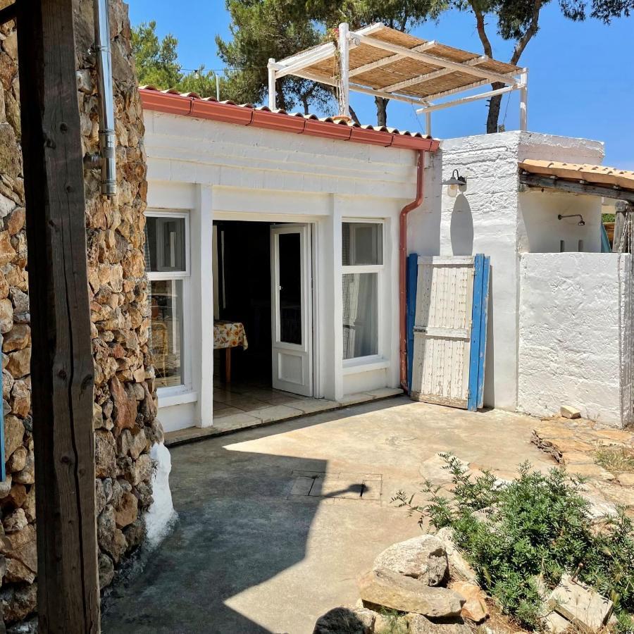 Casa Vacanze Capurre "Trulli E Pajare A Due Passi Dal Pizzo" غالّيبولي المظهر الخارجي الصورة