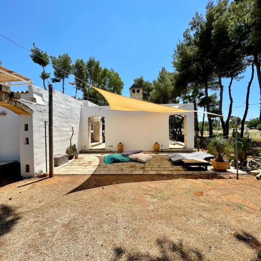 Casa Vacanze Capurre "Trulli E Pajare A Due Passi Dal Pizzo" غالّيبولي المظهر الخارجي الصورة
